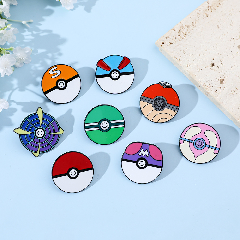 Spille in metallo smaltato a t - Anime Cosplay Pokemon recensione e prezzo